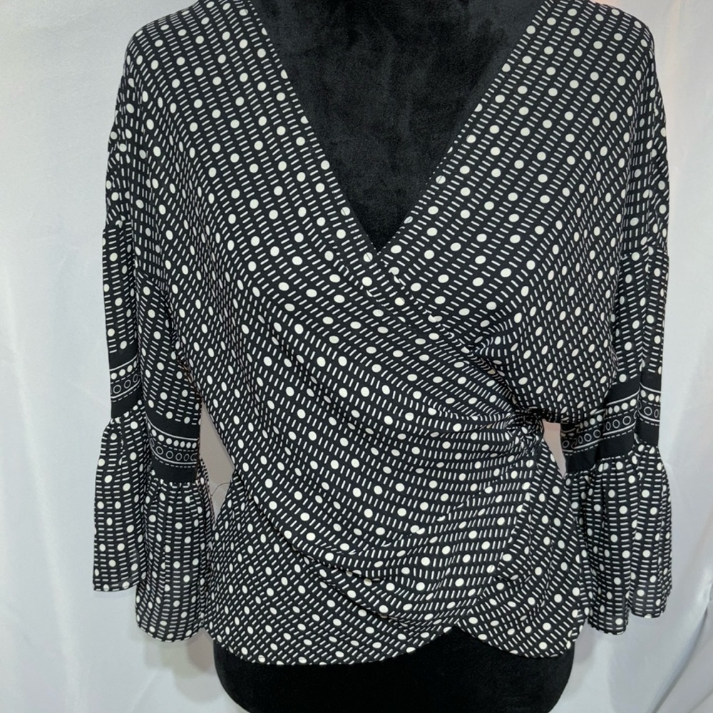 Max Studio Black Cream Bell Sleeve Belt Wrap Top Size S